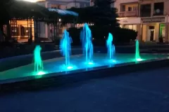 fontanna-na-nowym-rynku-murowanej-goslinie-6