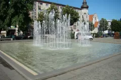 fontanna-na-placu-bohaterow-w-zielonej-gorz