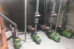 fontanna-na-placu-kolegiackim-w-poznaniu-maszynownia-2