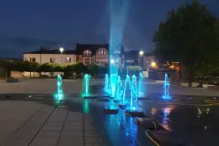 fontanna-na-rynku-w-janowie-lubelskim-4