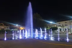 fontanna-na-rynku-w-janowie-lubelskim-6