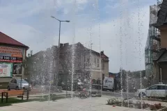 fontanna-skwer-piotra-gajdy-w-tarnowie-10